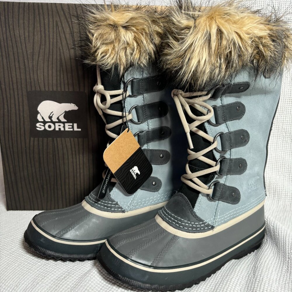 Women's SOREL "Joan or Artic" Waterproof boots in Light Metal (blue) Size 7 New